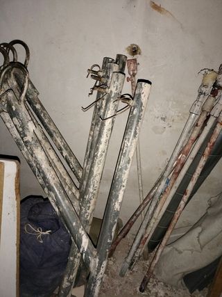 LIRAS PARA ANDAMIOS COLGANTES