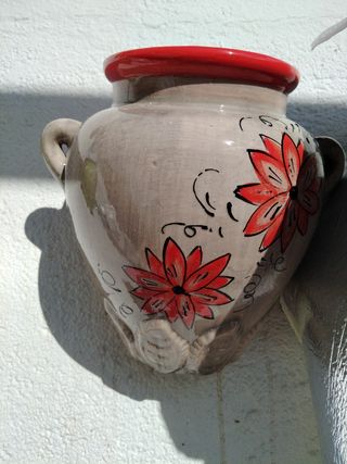 cinco macetas de barro esmaltadas pintadas a mano