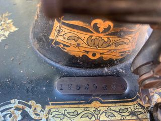 maquina de coser Singer antigua