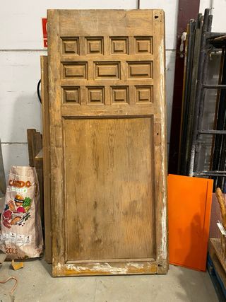 Puertas o portón de madera maciza