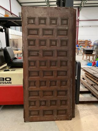 puertas o portones  de madera maciza