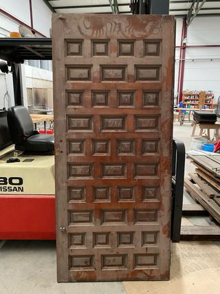 puertas o portones  de madera maciza