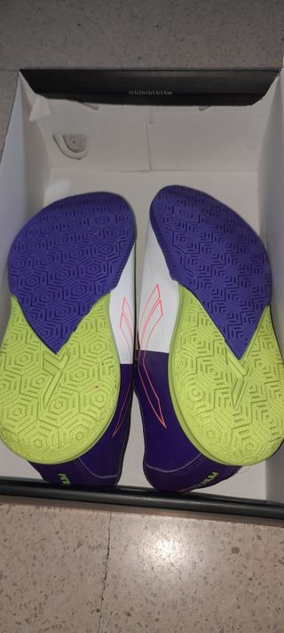 BOTA DE FÚTBOL TURF Tenth TITANIUM