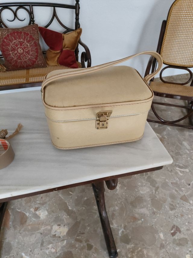 Costurero maletin antiguo