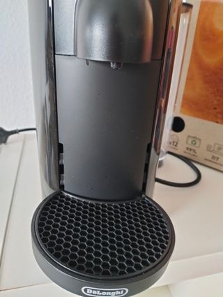 Cafetera Nespresso vertou Plus 