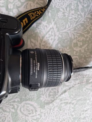 Cámara de fotos Nikon D3100