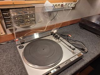 Tocadiscos Sanyo