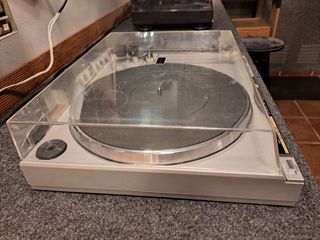 Tocadiscos Sanyo