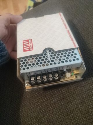 Fuente de alimentación MW