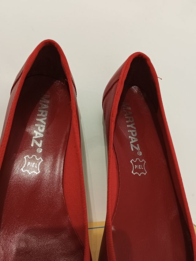 Manoletinas rojas PIEL T38 (tacón 3cm)