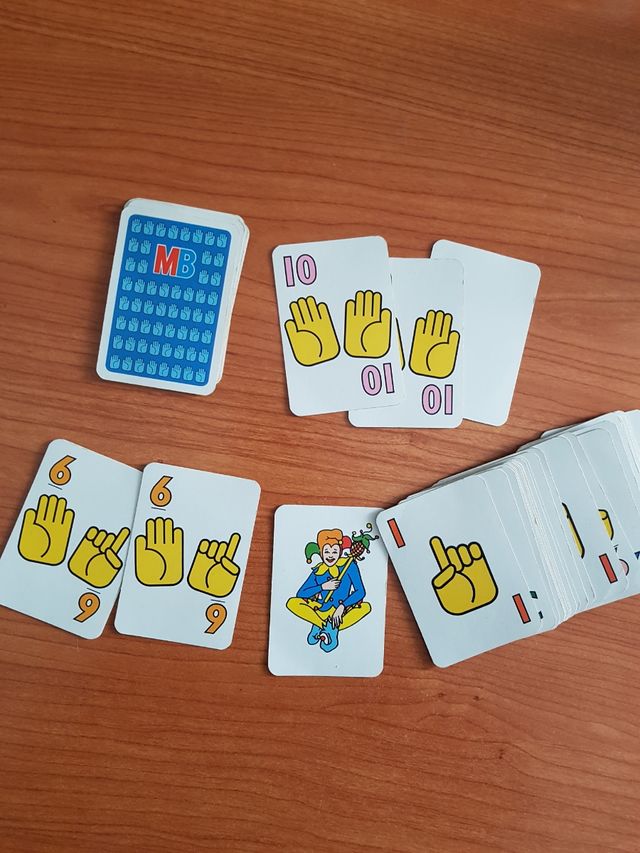 Juego Manos abajo de MB