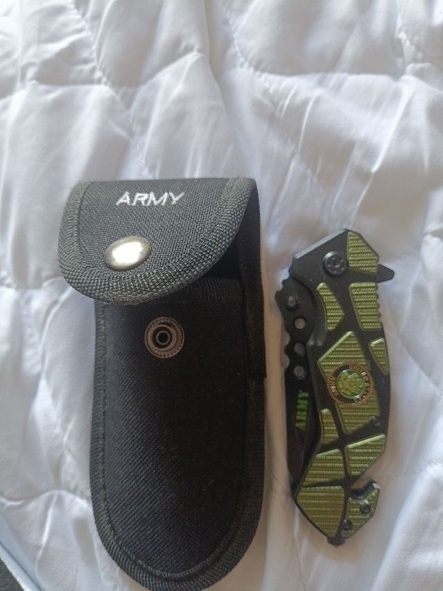 Navaja Army United State.