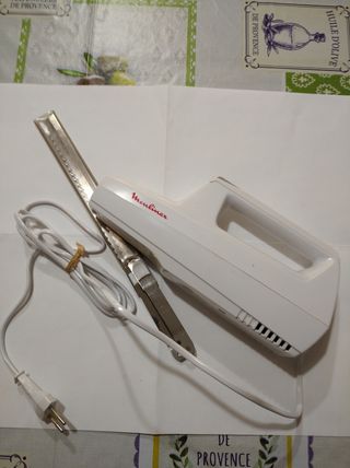 Coltello elettrico nuovo