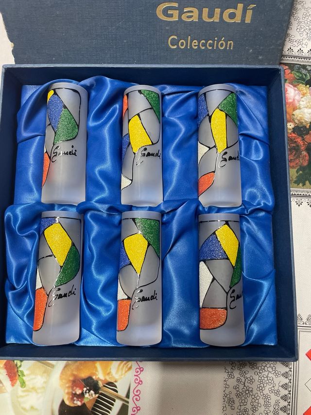 set di bicchieri di GAUDI COLLECCIONISMO