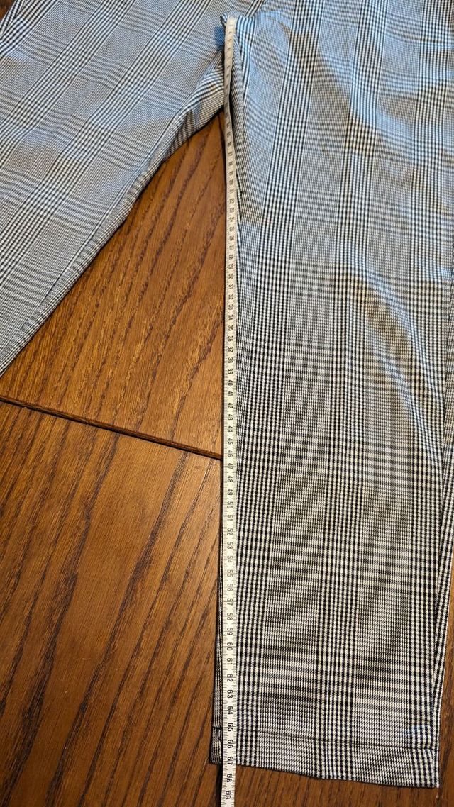 Pantaloni eleganti a quadri da donna