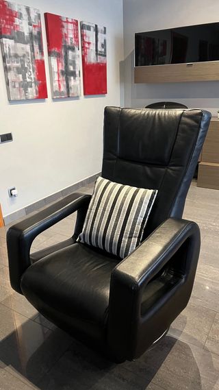 Butaca negra piel electrica (Siexta)
