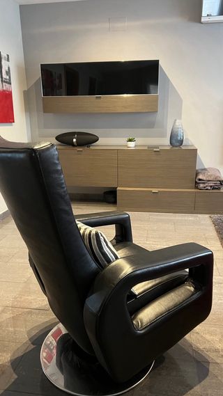 Butaca negra piel electrica (Siexta)