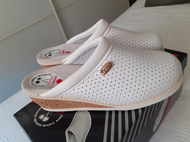 Suecos sanitario corcho