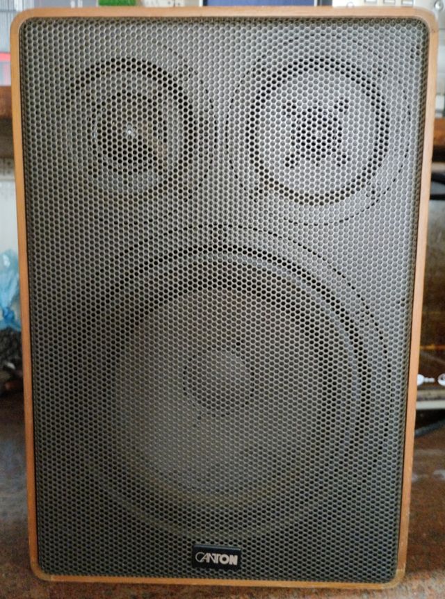 Altavoz CANTON GLE 50