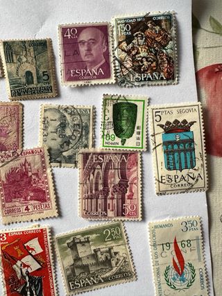 50 sellos postales de la España antigos