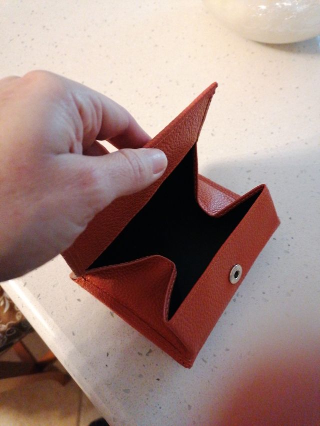 Portafoglio donna in pelle 