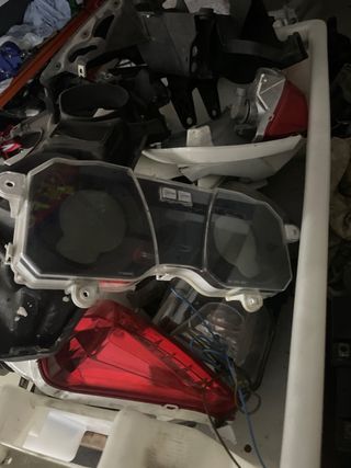 tapa frontal yamaha xmax 2014-17