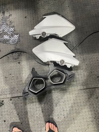 tapa frontal yamaha xmax 2014-17