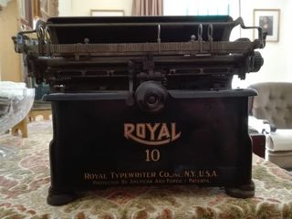 Máquina de escribir antigua