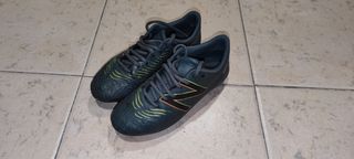 Bota tacos New Balance