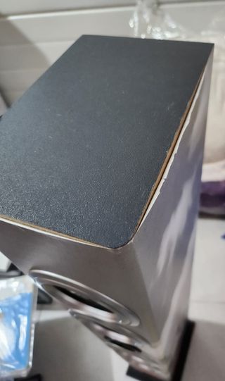 Altavoz torre bluetooth