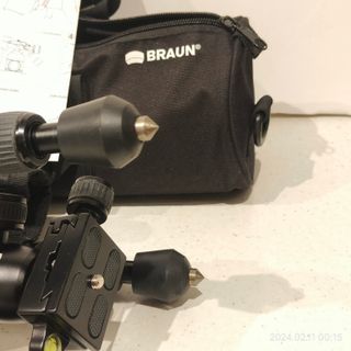 Trípode Braun NOX 145