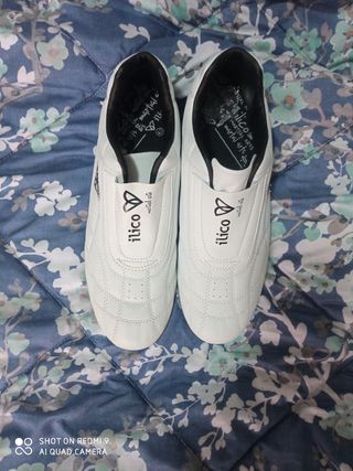 Zapatos de hombre  nr 41/42