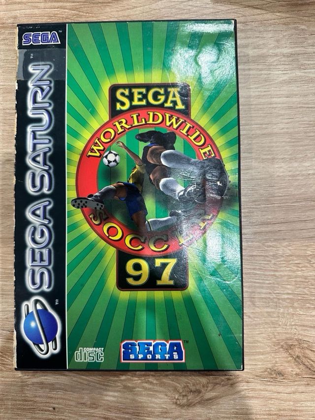 Sega Saturn con St.Key+6 juegos+2 mandos