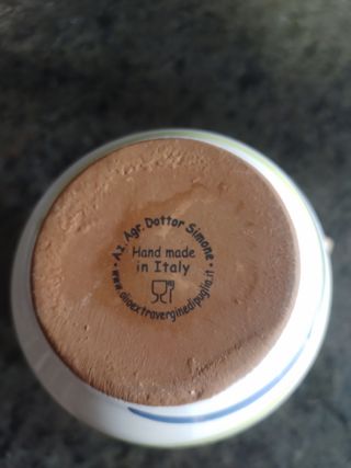 Oliera in terracotta dipinta