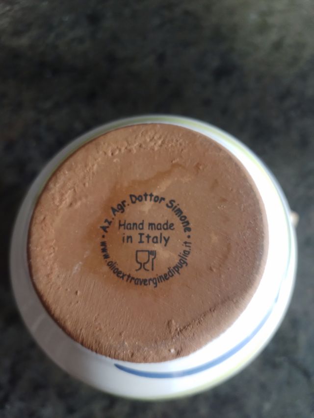 Oliera in terracotta dipinta