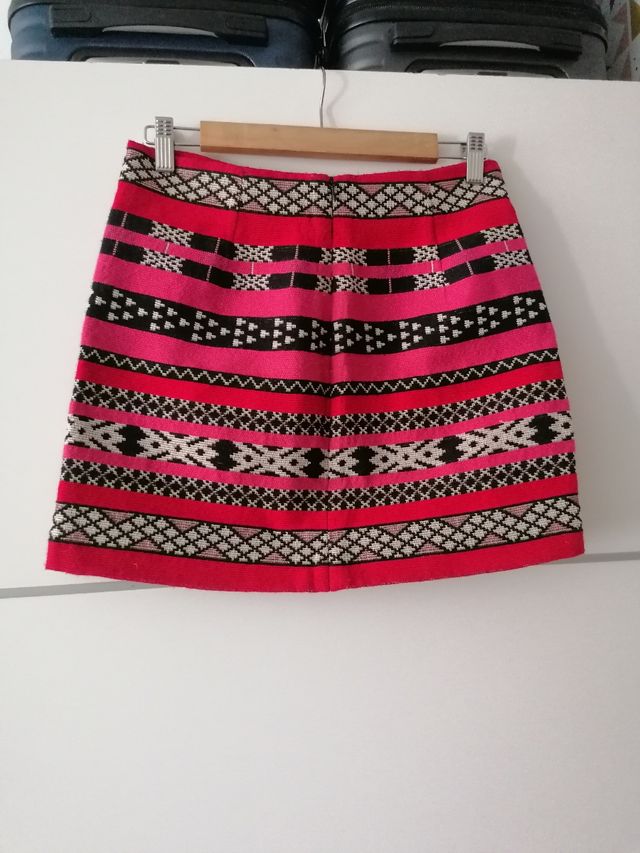 Minifalda étnica Zara