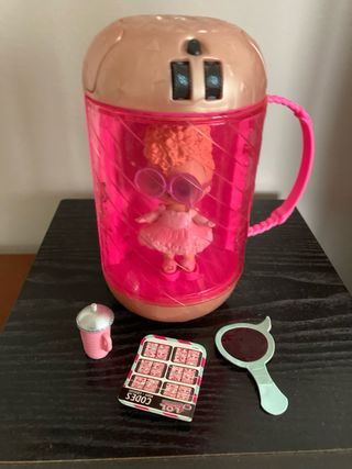 L.O.L surprise nella confezione 