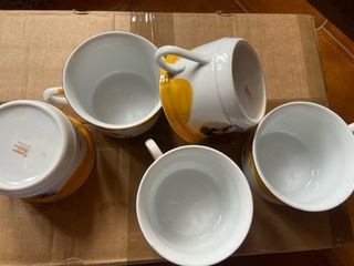 TAZZE GIALLE INGLESI