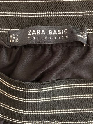 Falda midi de Zara