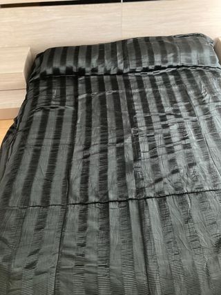 Colcha negra cama 150