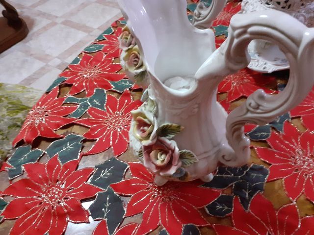 brocca in porcellana vintage