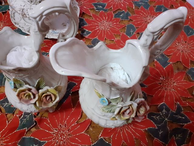 brocca in porcellana vintage