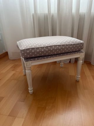 Reposapiés/ Puff/ Descalzador Maisons du Monde