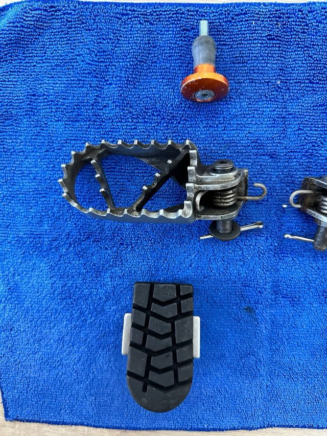 Estriberas + gomas KTM