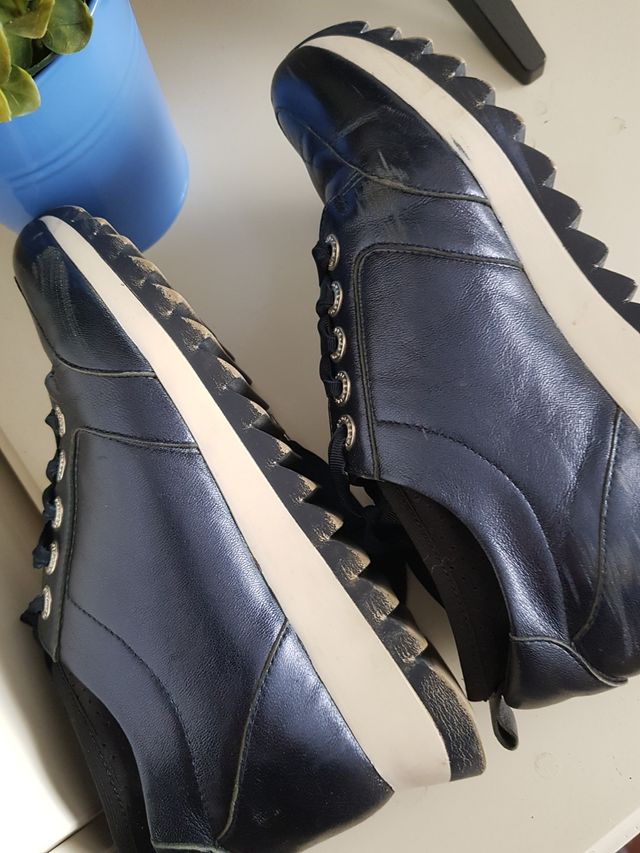 Tenis bambas Adolfo Domínguez núm 37 azul marino