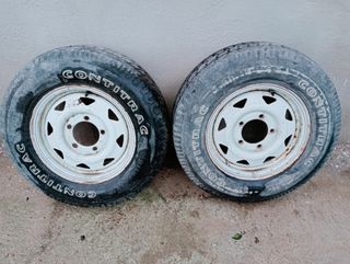 Neumáticos 215 75r 15 con llantas