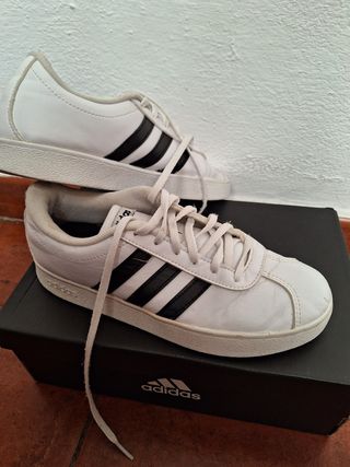 Tenis Adidas 