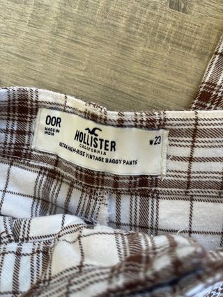 Pantalon vestir chica a cuadros marron hollister