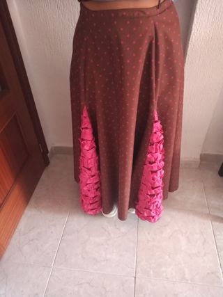 Falda flamenca y regalo la camisa