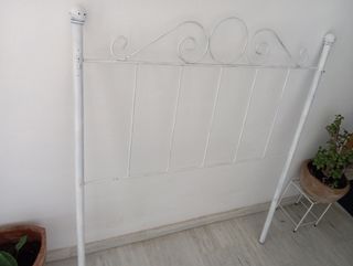 Cabecero de forja